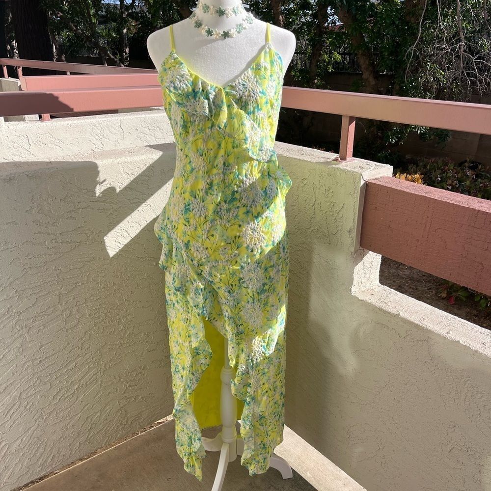 NWT Sunbloom Floral Maxi Dress – V-Neck, Spaghetti Straps